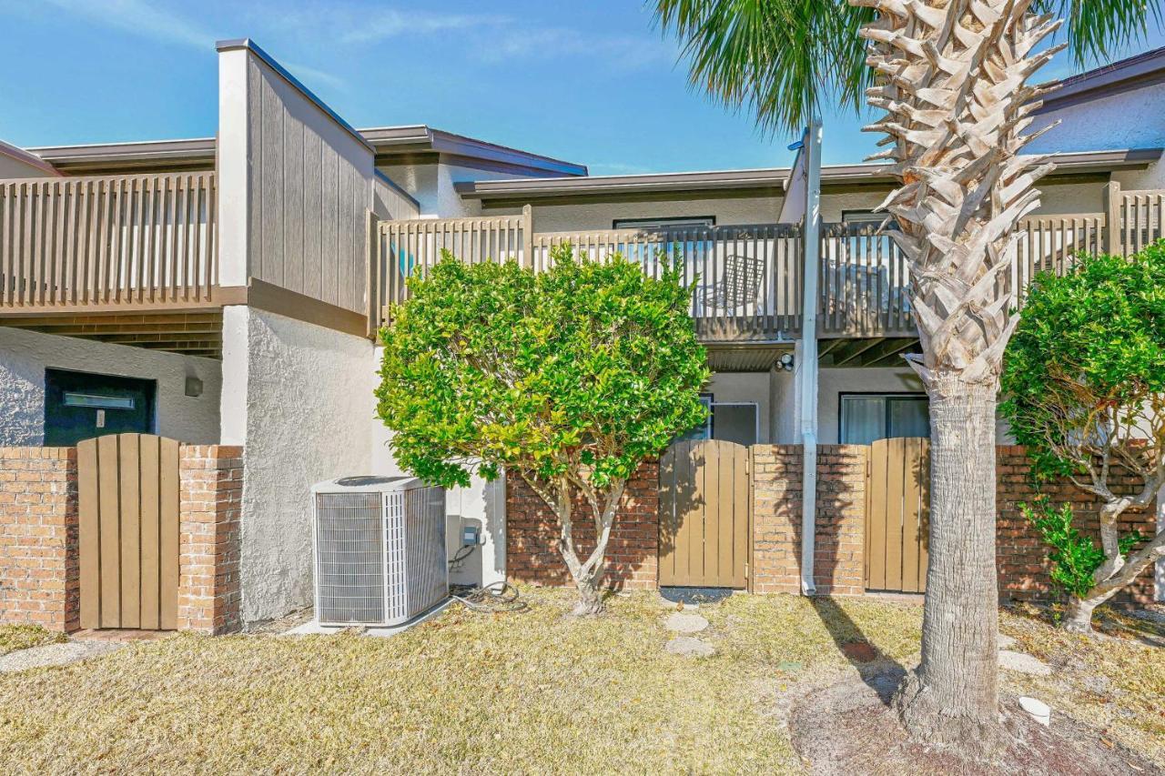 Myrtle Beach Abode With Seasonal Pool And Lake View! Villa Екстериор снимка